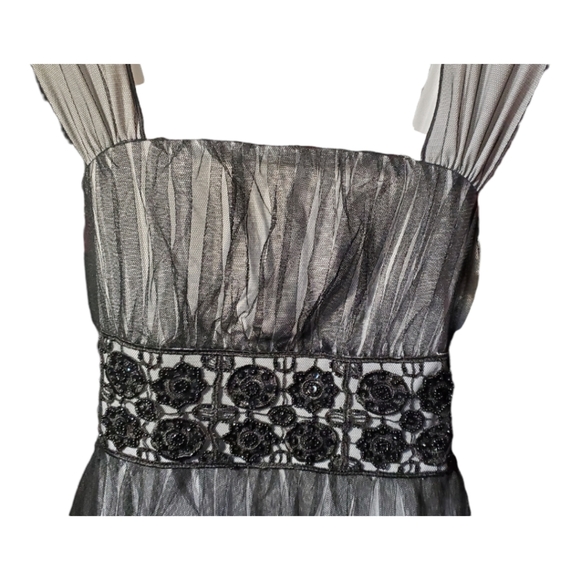 GIRLS SIZE 16 BLACK TOOL DRESS.EMPIRE WAIST WITH BEADING - Picture 4 of 7